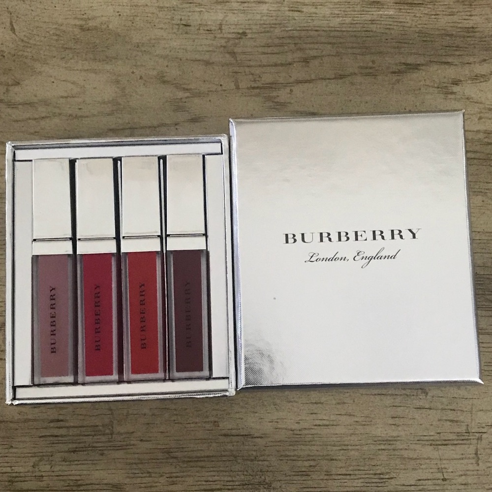 Burberry Matte Lipgloss Set